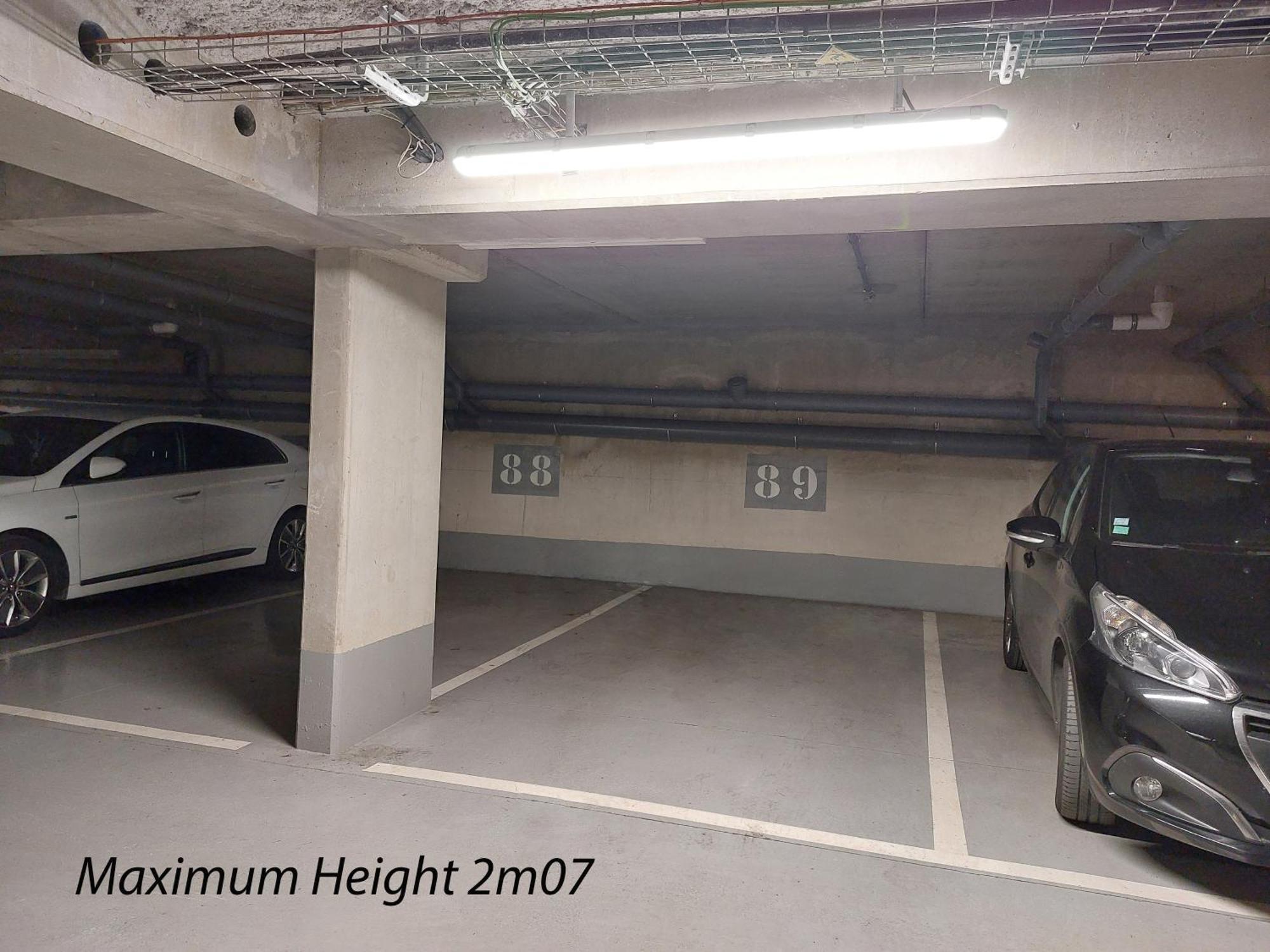 "Starry In So" 47M2, Lits Jumeaux, Parking Gratuit, Rue Calme Et Arboree, Metro 10 Min, Stade De France 24Min A Pied Saint-Ouen  Extérieur photo